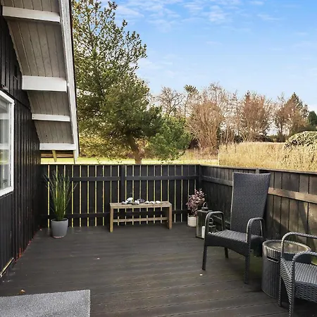 3 Bedroom In Holiday home *